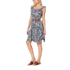 New- WallFlower Cecelia Ruffle Sleeve Summer Dress with belt, Size: Medium